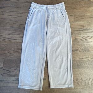 Athleta cropped lounge pants